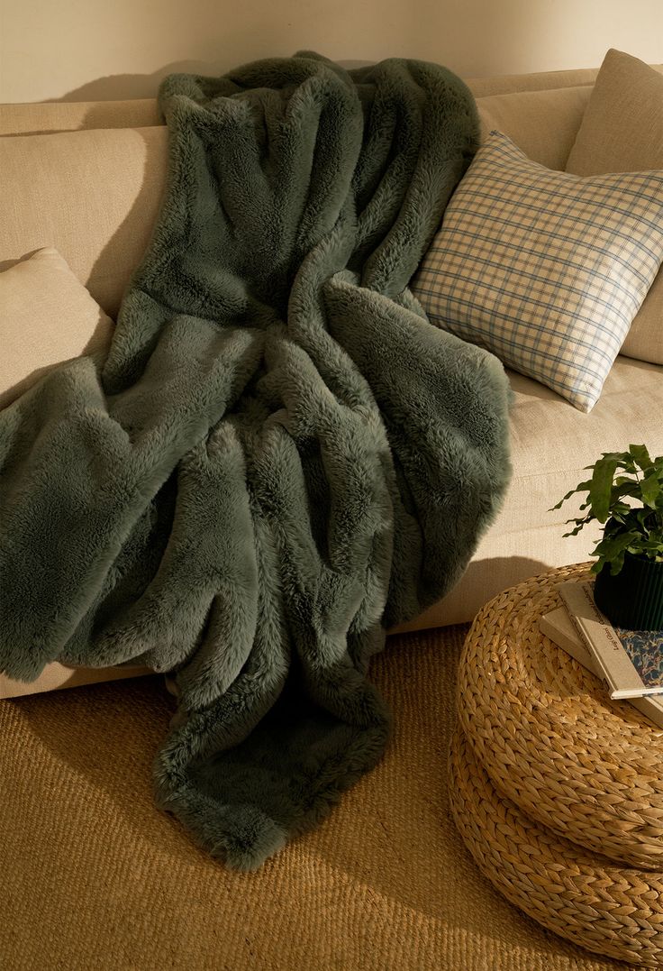 Super Soft Feel Blanket