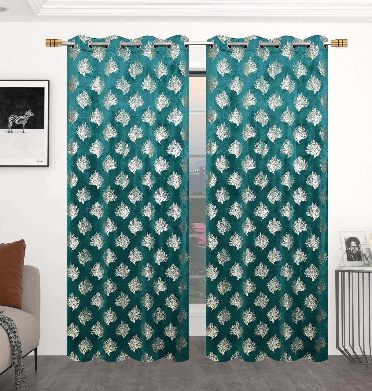 Curtain - Image 2