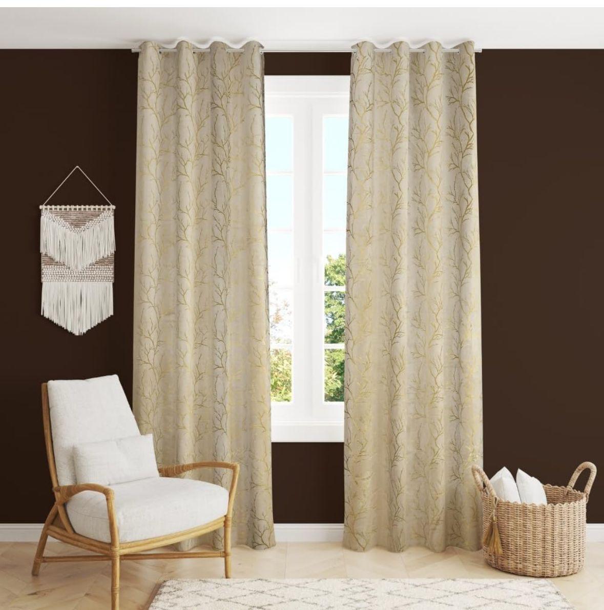 Curtain - Image 2